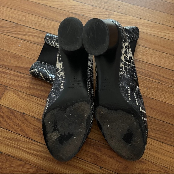 Isabel Marant Danae Python Snake Chelsea Boots Bootie sz 37 EUC - Picture 9 of 9